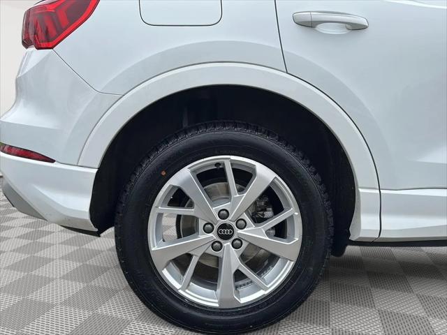 2023 Audi Q3 Premium 40 TFSI quattro Tiptronic