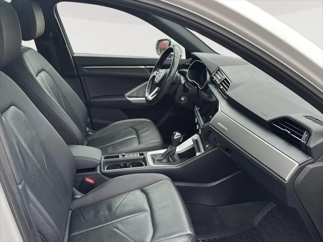 2023 Audi Q3 Premium 40 TFSI quattro Tiptronic