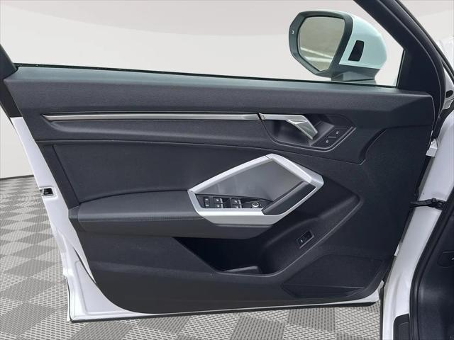 2023 Audi Q3 Premium 40 TFSI quattro Tiptronic