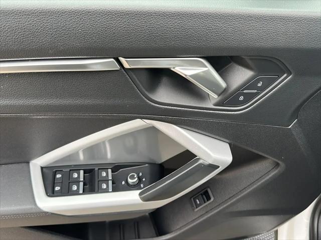 2023 Audi Q3 Premium 40 TFSI quattro Tiptronic