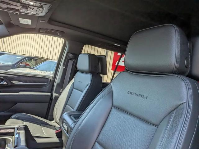 2024 GMC Yukon 4WD Denali