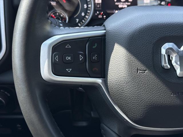 2022 Ram 1500 Big Horn Crew Cab 4x4 5'7" Box