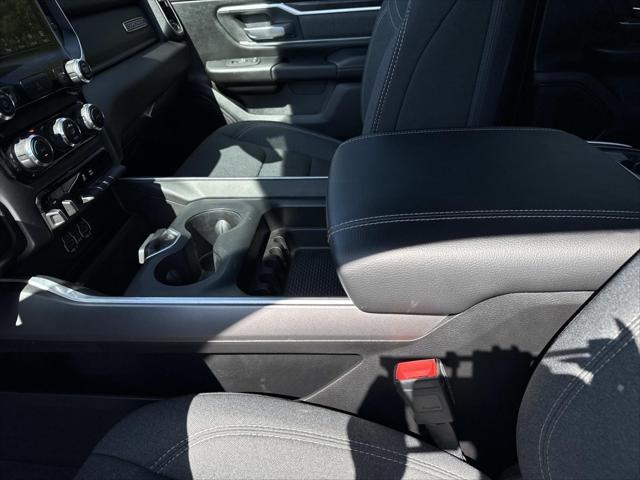 2022 Ram 1500 Big Horn Crew Cab 4x4 5'7" Box