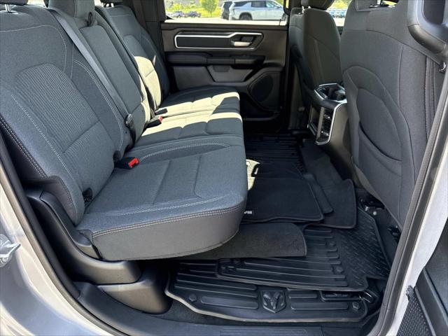 2022 Ram 1500 Big Horn Crew Cab 4x4 5'7" Box