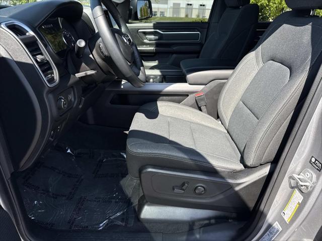2022 Ram 1500 Big Horn Crew Cab 4x4 5'7" Box