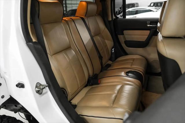 2010 HUMMER H3 Luxury