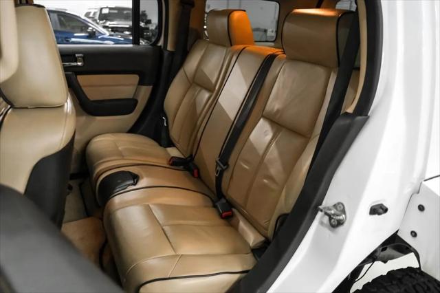 2010 HUMMER H3 Luxury