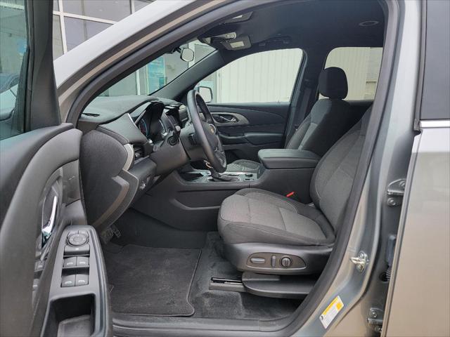 2023 Chevrolet Traverse FWD LT Cloth