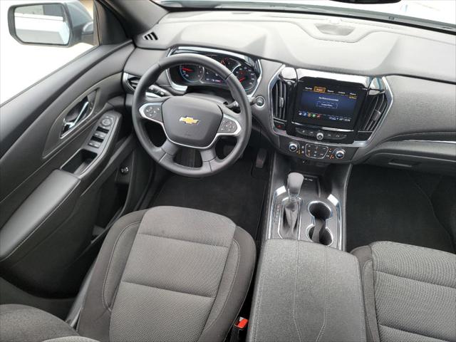 2023 Chevrolet Traverse FWD LT Cloth