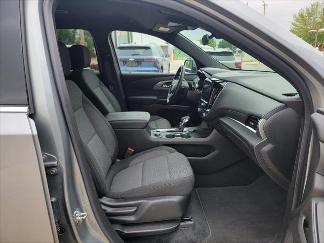 2023 Chevrolet Traverse FWD LT Cloth