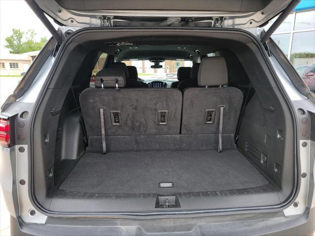 2023 Chevrolet Traverse FWD LT Cloth