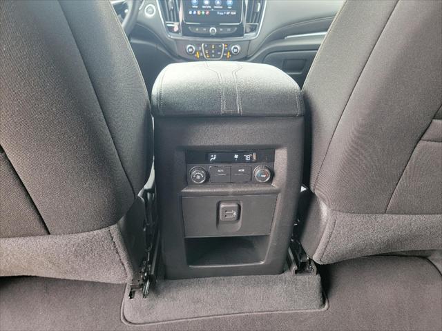 2023 Chevrolet Traverse FWD LT Cloth