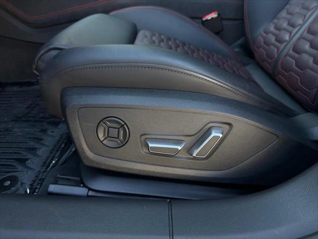 2025 Audi RS 6 Avant Performance quattro tiptronic