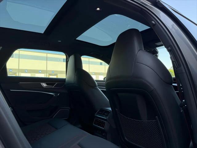 2025 Audi RS 6 Avant Performance quattro tiptronic