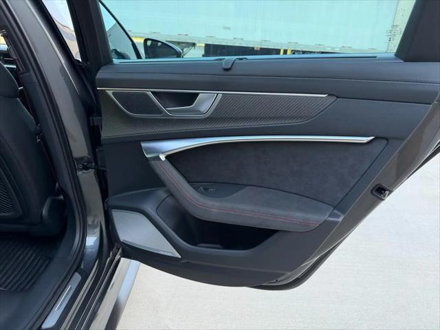 2025 Audi RS 6 Avant Performance quattro tiptronic