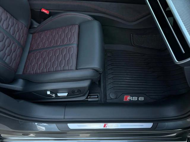 2025 Audi RS 6 Avant Performance quattro tiptronic
