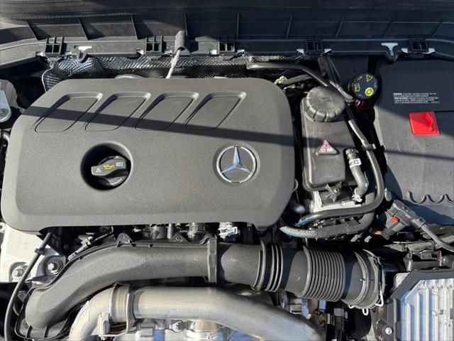 2026 Mercedes-Benz GLB 4MATIC
