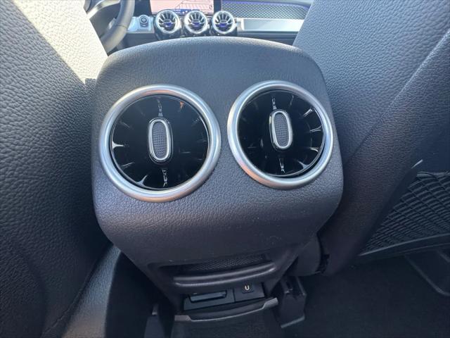 2026 Mercedes-Benz GLB 4MATIC