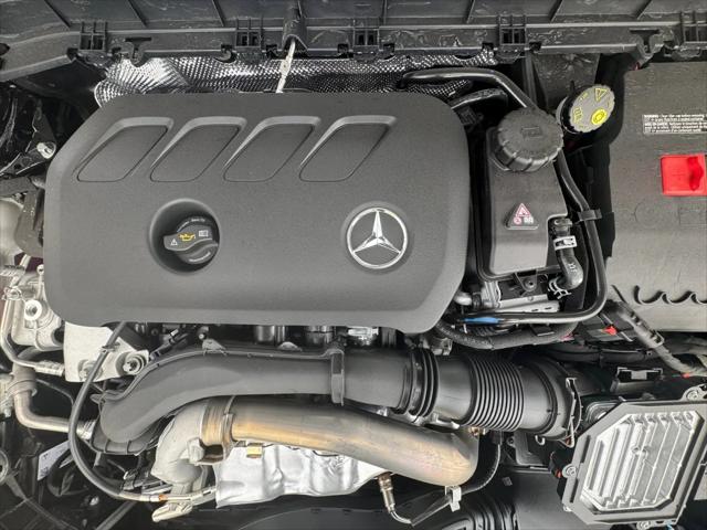 2026 Mercedes-Benz GLB 4MATIC