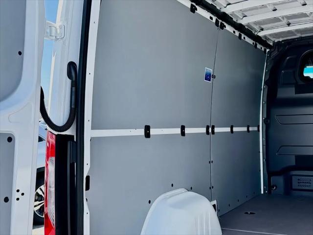 2026 Mercedes-Benz Sprinter 2500 Standard Roof 4-Cyl Diesel