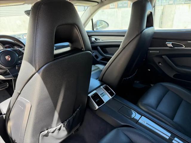 2012 Porsche Panamera S