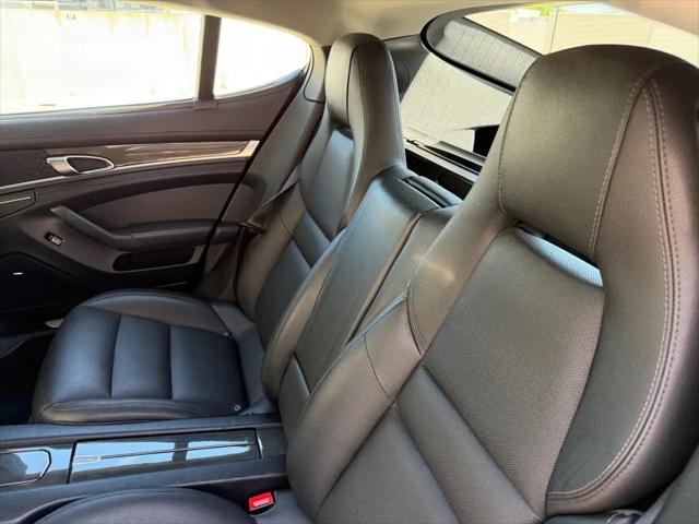 2012 Porsche Panamera S