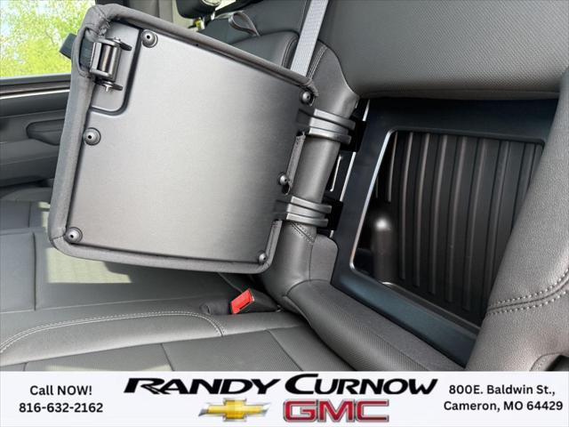 2026 GMC Sierra 2500HD Crew Cab, Standard Bed, SLT, 4WD