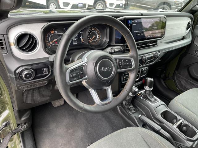 2024 Jeep Wrangler 4-Door Sahara 4x4