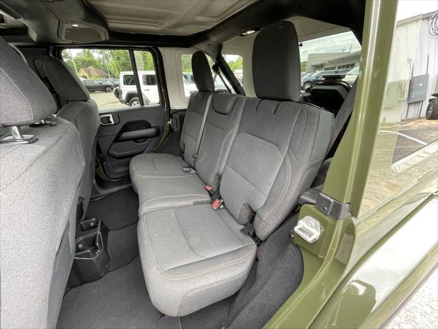 2024 Jeep Wrangler 4-Door Sahara 4x4