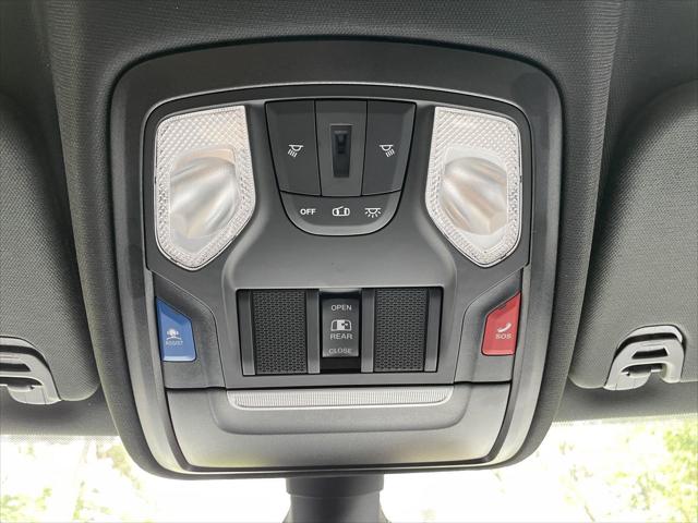 2023 Ram 1500 Big Horn Crew Cab 4x4 5'7" Box