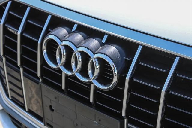 2020 Audi Q3 Premium 45 TFSI S line quattro Tiptronic