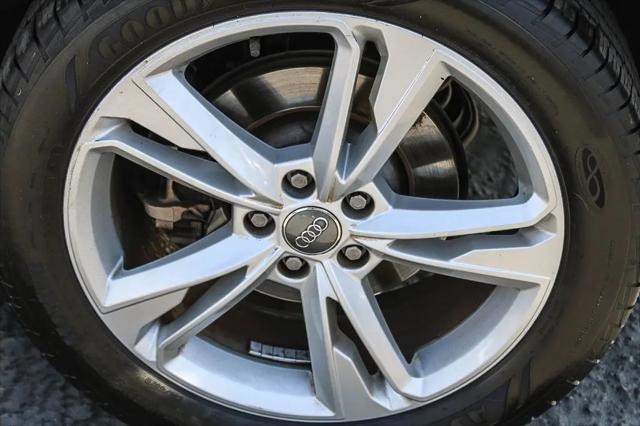 2020 Audi Q3 Premium 45 TFSI S line quattro Tiptronic