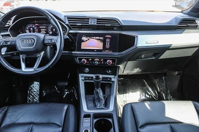 2020 Audi Q3 Premium 45 TFSI S line quattro Tiptronic