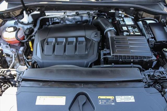 2020 Audi Q3 Premium 45 TFSI S line quattro Tiptronic