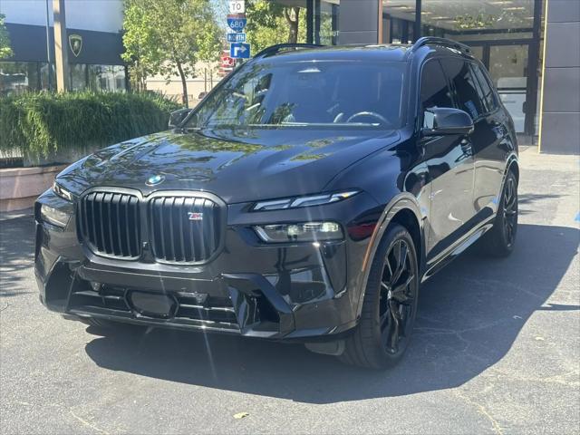 2023 BMW X7 M60i