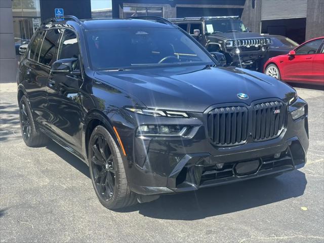 2023 BMW X7 M60i