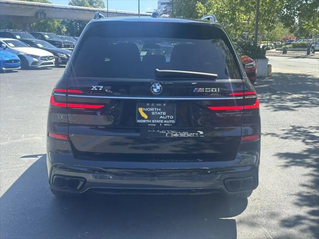2023 BMW X7 M60i