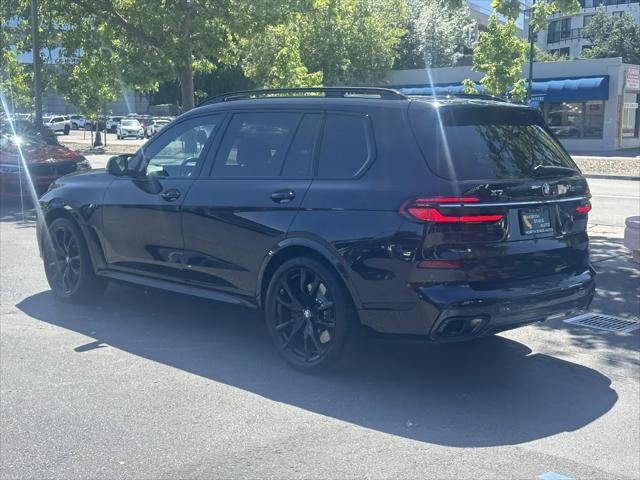 2023 BMW X7 M60i