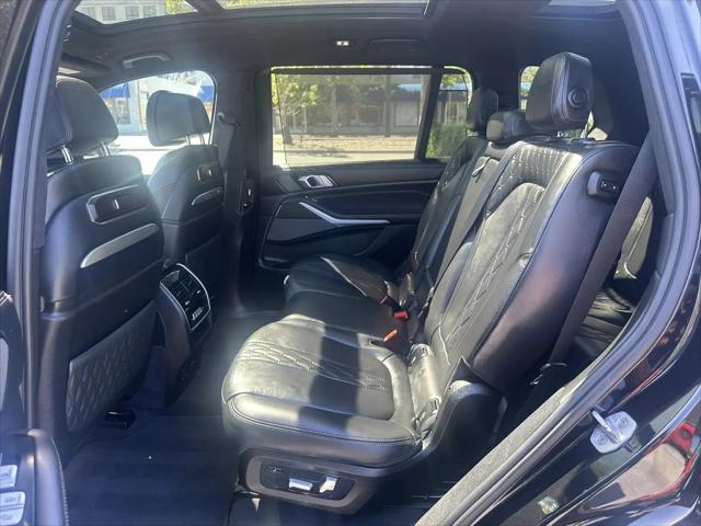 2023 BMW X7 M60i