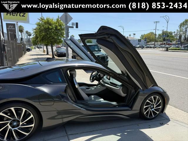 2015 BMW i8 Coupe