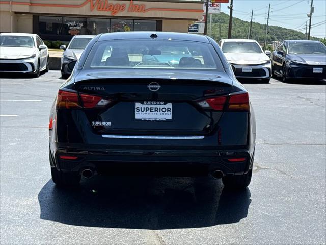 2023 Nissan Altima SR FWD
