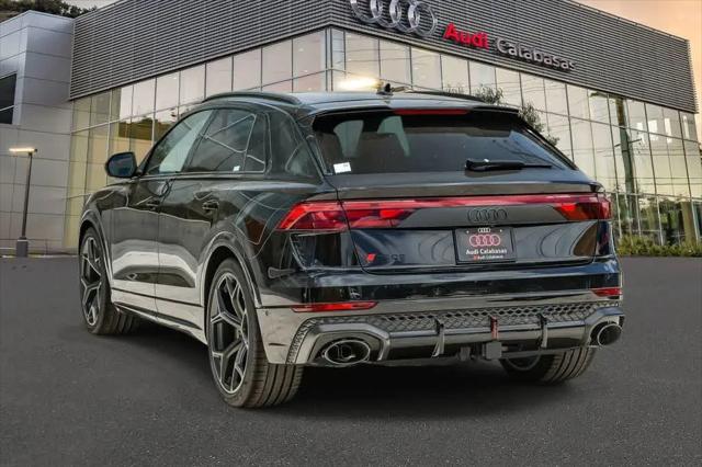 2026 Audi RS Q8 performance quattro tiptronic