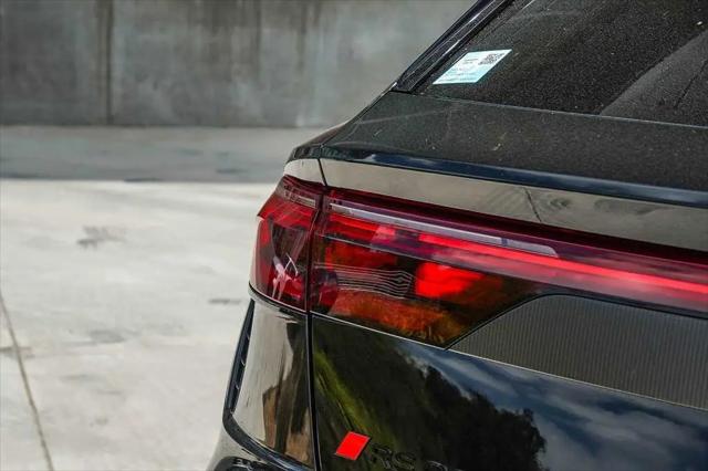 2026 Audi RS Q8 performance quattro tiptronic