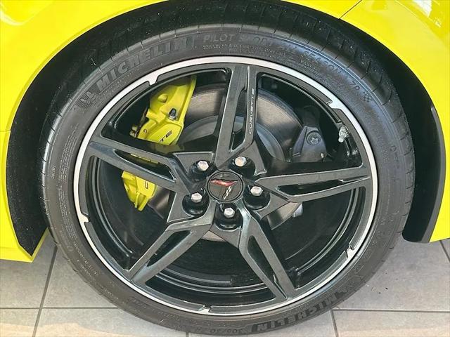 2021 Chevrolet Corvette Stingray RWD Convertible 2LT