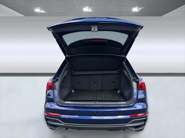 2023 Audi Q3 Premium Plus 45 TFSI S line quattro Tiptronic
