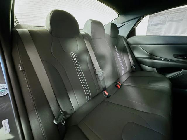 2026 Hyundai Elantra Hybrid SEL Sport