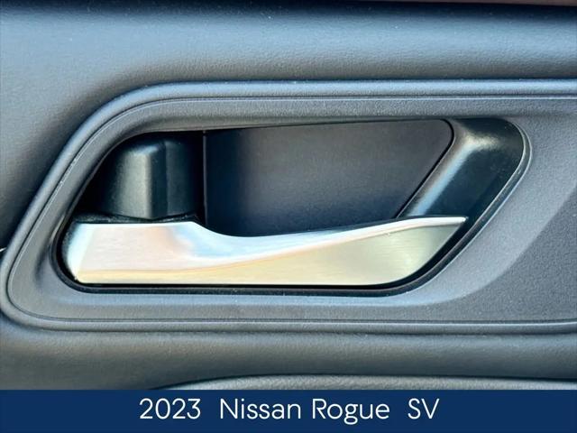 2023 Nissan Rogue SV FWD