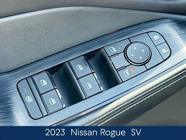 2023 Nissan Rogue SV FWD
