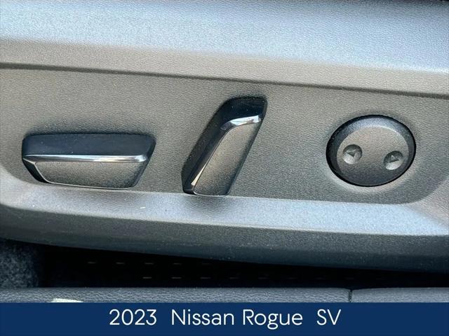 2023 Nissan Rogue SV FWD