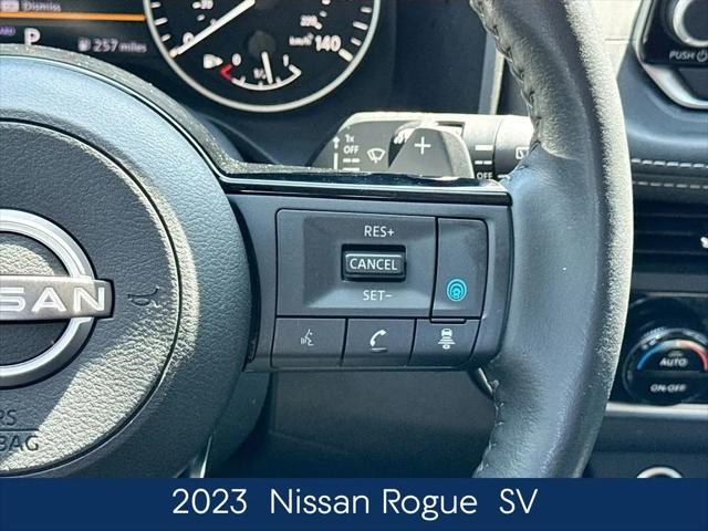 2023 Nissan Rogue SV FWD